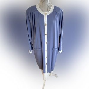 Purple dress with Pearl buttons - two tone - size 18